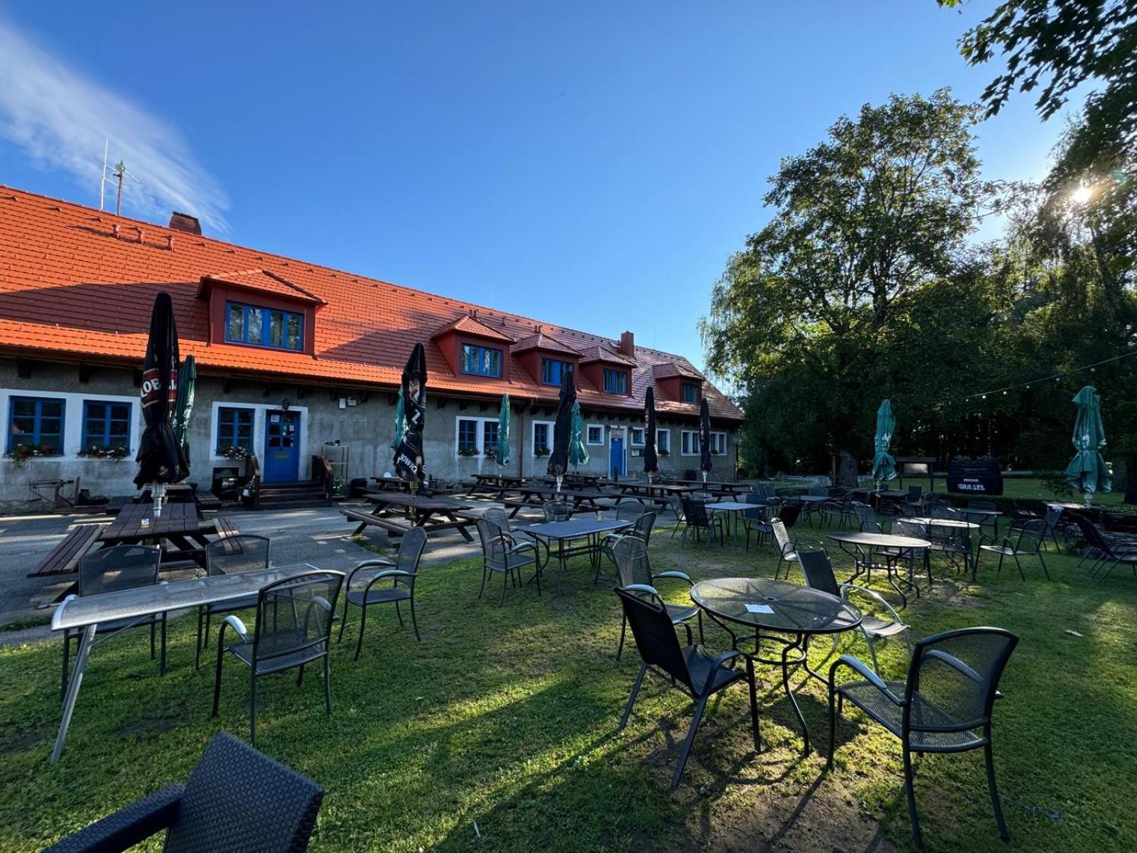 Penzion Landstejnsky Dvur Slavonice Esterno foto